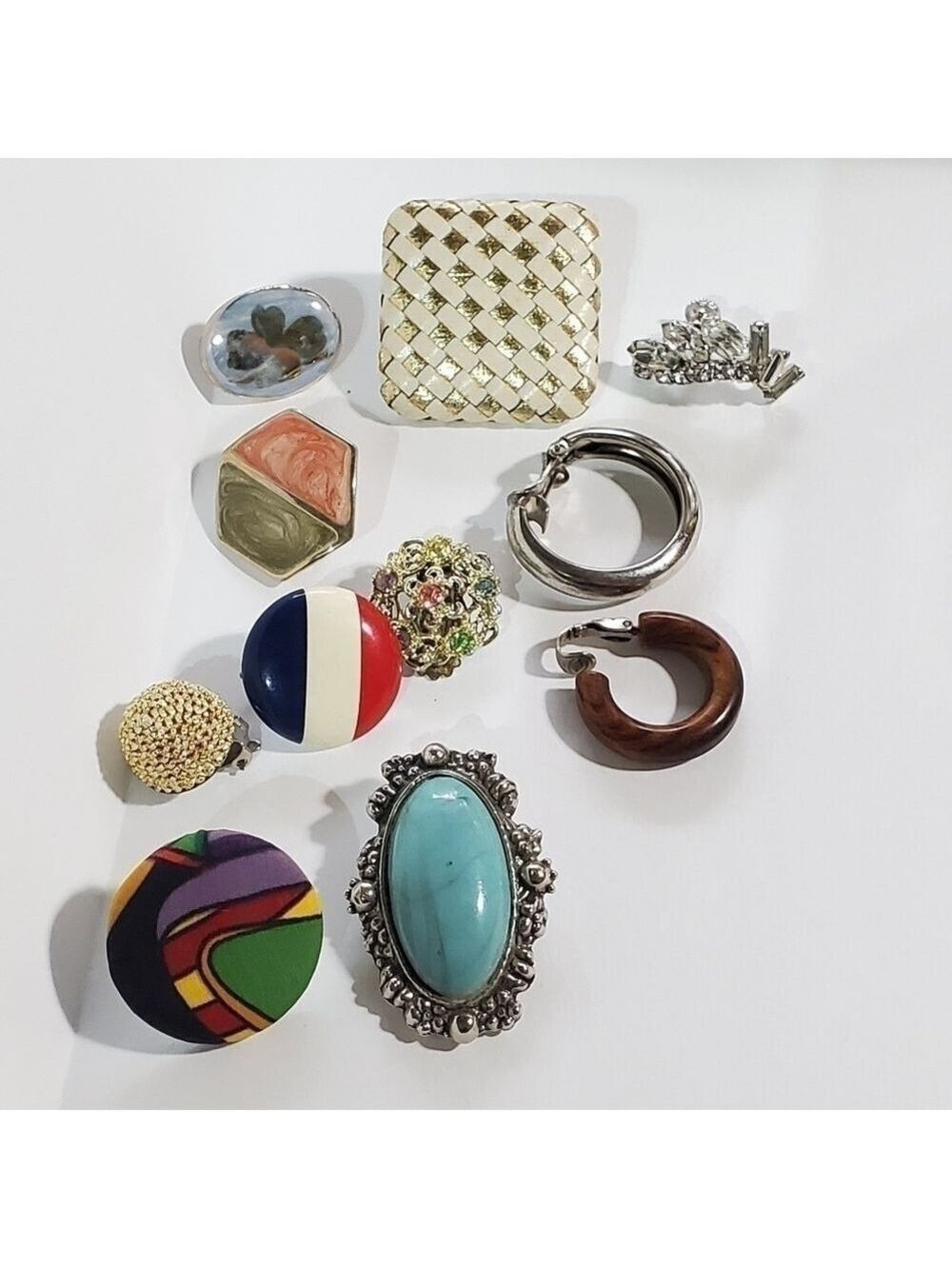 Vtg craftets lot of 11 Earrings clip-on post screwback